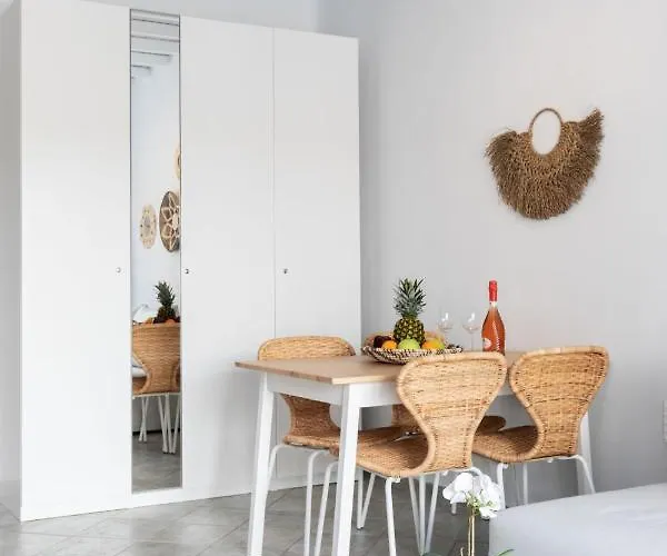 Ivi Mykonean Lägenhet *