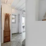 Ivi Mykonean Daire Ornos (Mykonos)