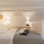 Ivi Mykonean Daire Ornos (Mykonos)