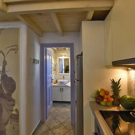 Lägenhet Ivi Mykonean Suites Ornos *