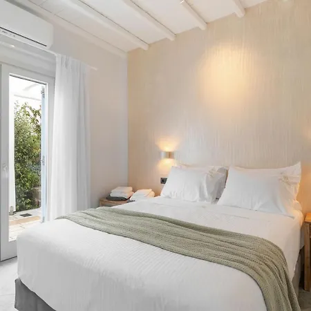 Ivi Mykonean Suites Ornos Апартаменты *