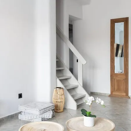 Ivi Mykonean Suites Ornos Апартаменты *